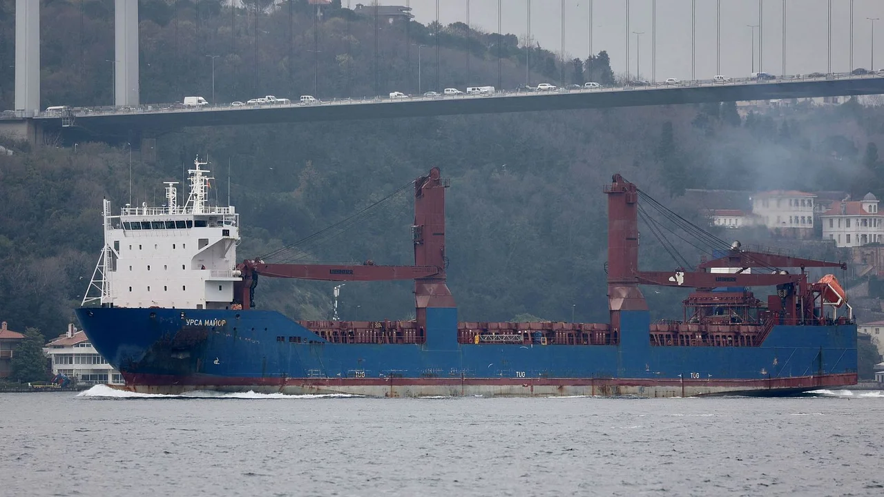 Se hundió un carguero ruso en el Mediterráneo y hay dos desaparecidos