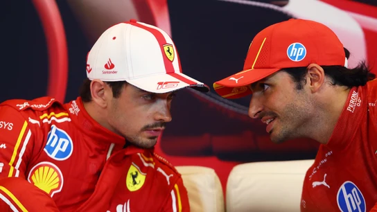 Charles Leclerc le dedicó su casco a Carlos Sainz en el GP de Abu Dhabi