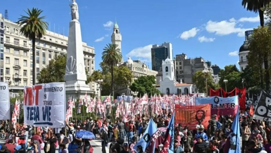 Las dos CTA realizarán hoy un paro y movilización a Plaza de Mayo contra el Gobierno de Milei