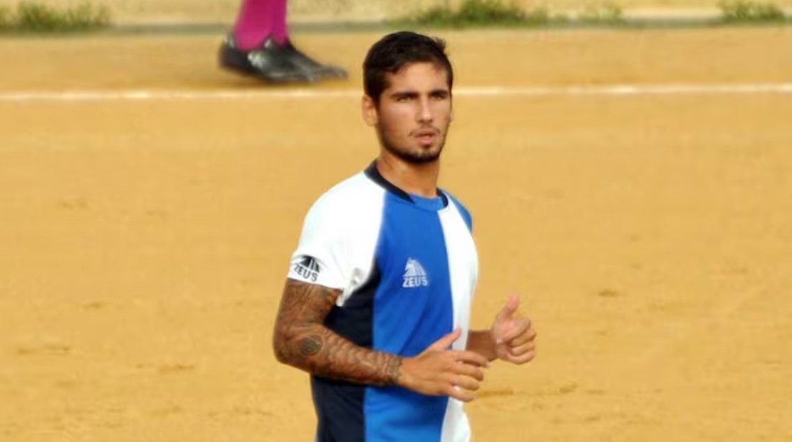 Lanús: Un futbolista quiso resistirse a un robo, empujó al ladrón y recibió un balazo a quemarropa