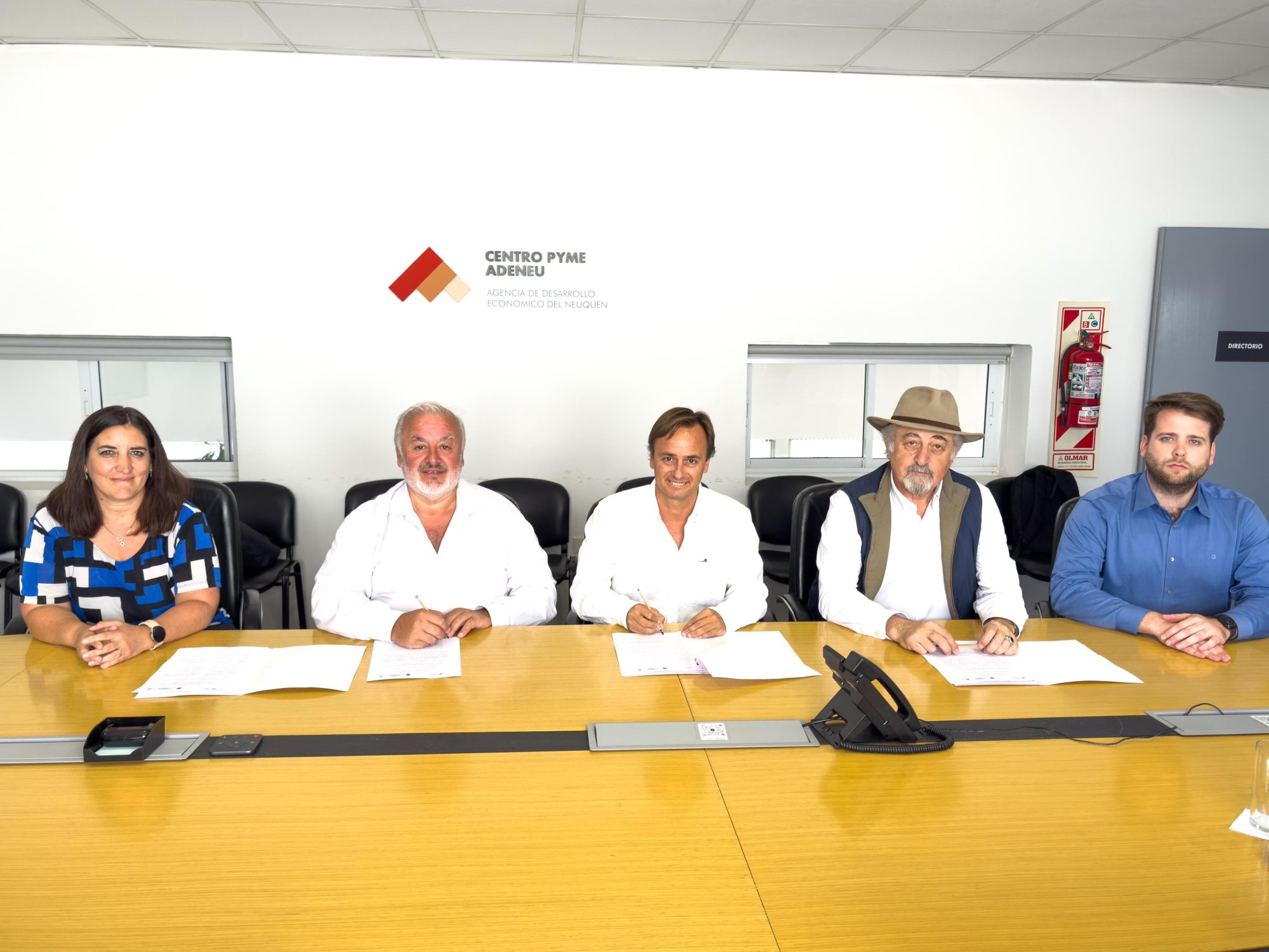 Macharashvili firmó un convenio de cooperación productiva y de integración regional con Neuquén