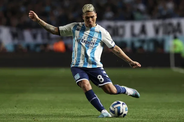 El contundente comunicado de Racing sobre la situación de Juanfer Quintero