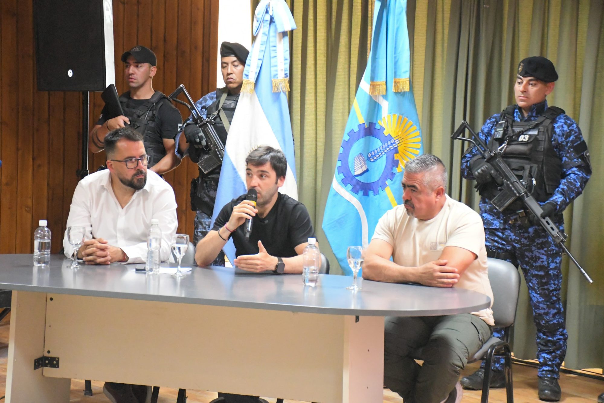 Taccetta tras la presentación del Comando Unificado Comarcal: “Hay que frenar esta embestida de un grupo que está atentando contra nuestra región hace mucho tiempo”