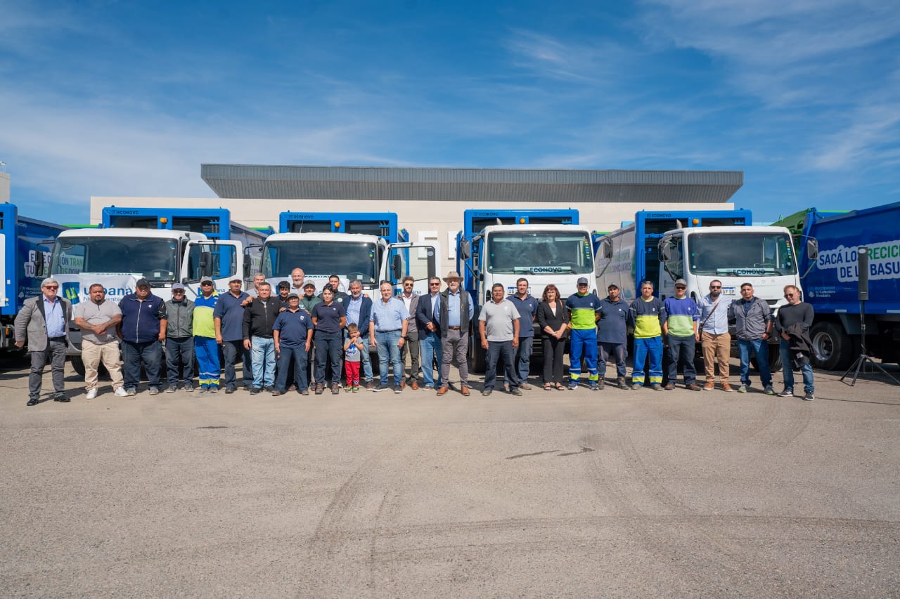 Macharashvili en la presentación de la nueva flota de camiones de Urbana: “Hoy tener estas unidades significa un beneficio en el servicio”
