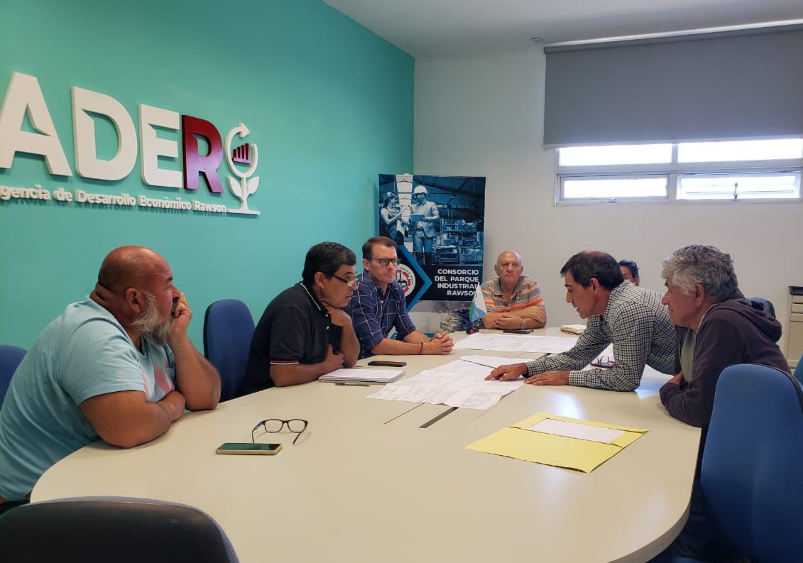 Rawson y Provincia avanzan en el proyecto de abastecimiento de agua para la producción de olivos y vid