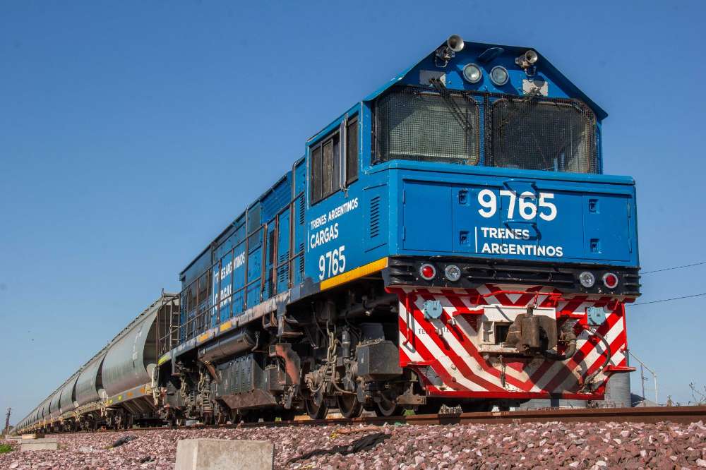 El Gobierno oficializó la privatización de la empresa Belgrano Cargas: “Fue deficitaria desde su creación”