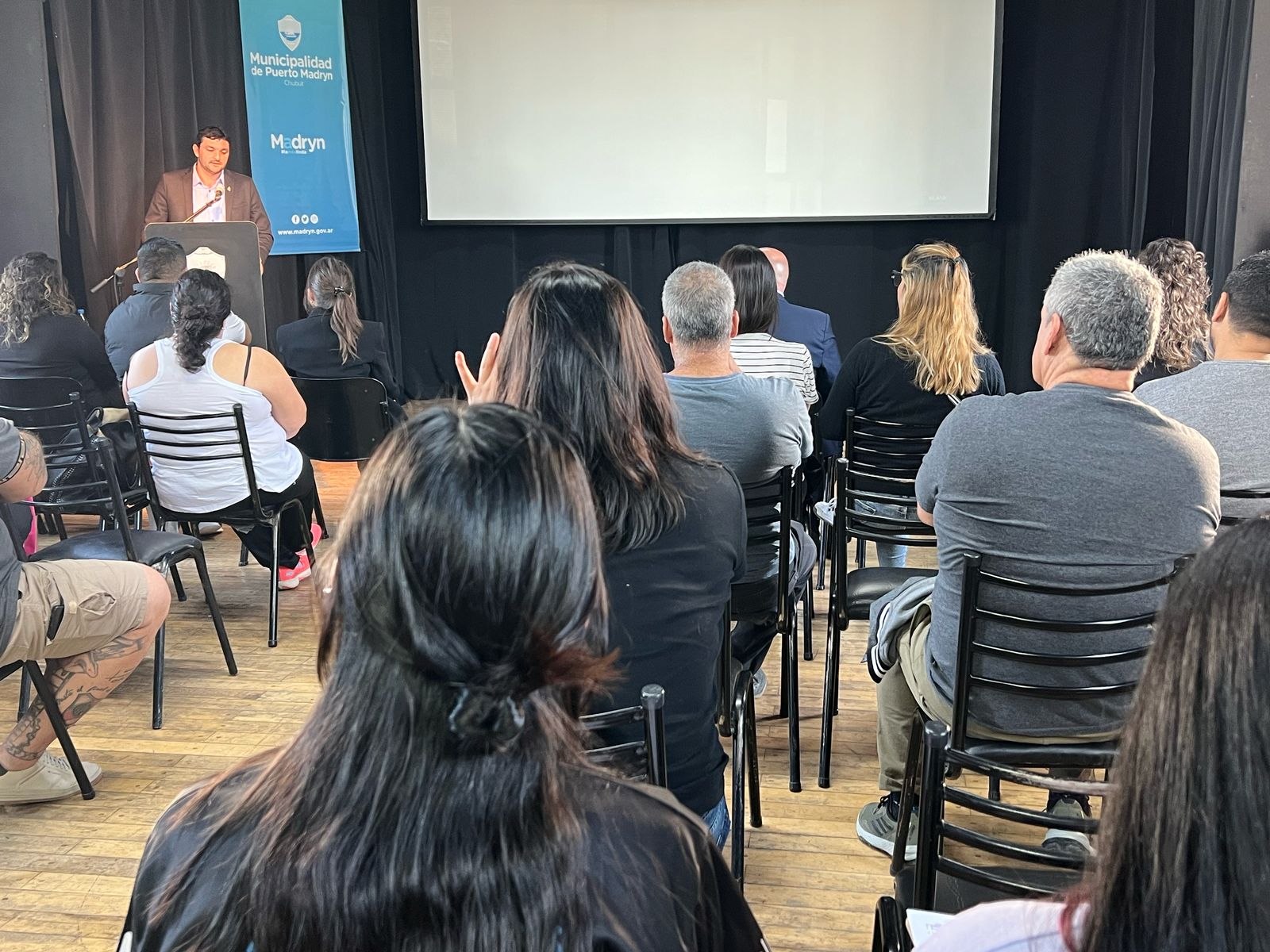 Provincia puso en marcha el programa “Trabajo en tu Barrio” en Puerto Madryn, un puente que conecta el empleo con la necesidad de cada vecino