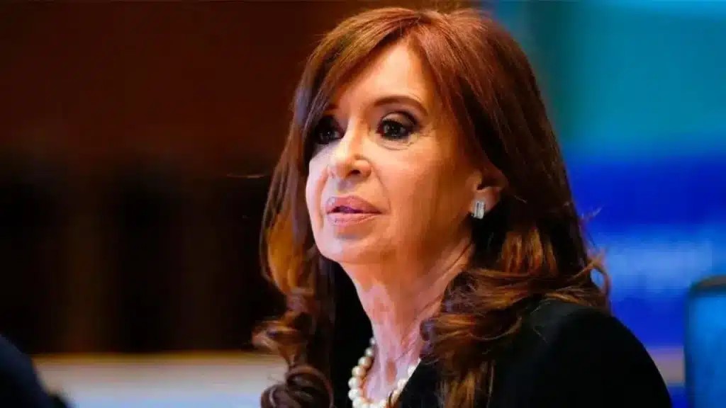 Cristina Kirchner criticó a Milei porque no viajó a Bahía Blanca: “Qué desconexión tenés con los que sufren”