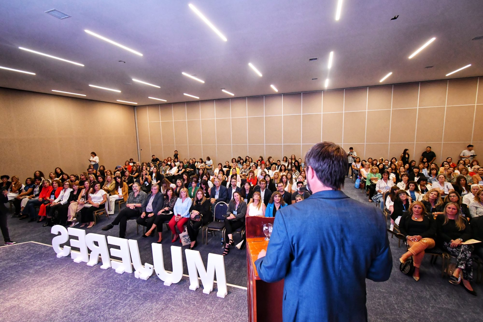 Merino realzó el rol de la mujer en la comunidad: “Ya no se discute su capacidad en los espacios de liderazgo”