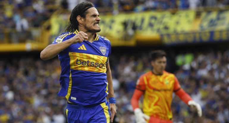 Alarmas en Boca: Cavani quedó descartado para el Superclásico ante River