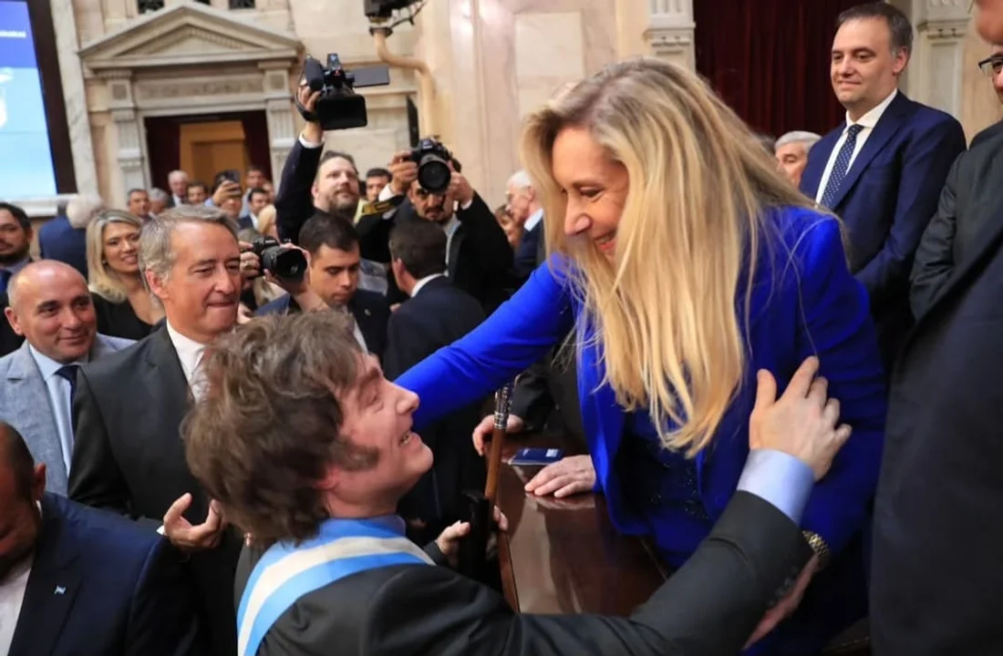 Denuncian que La Libertad Avanza pide aportes monetarios a funcionarios provinciales de ANSES y PAMI