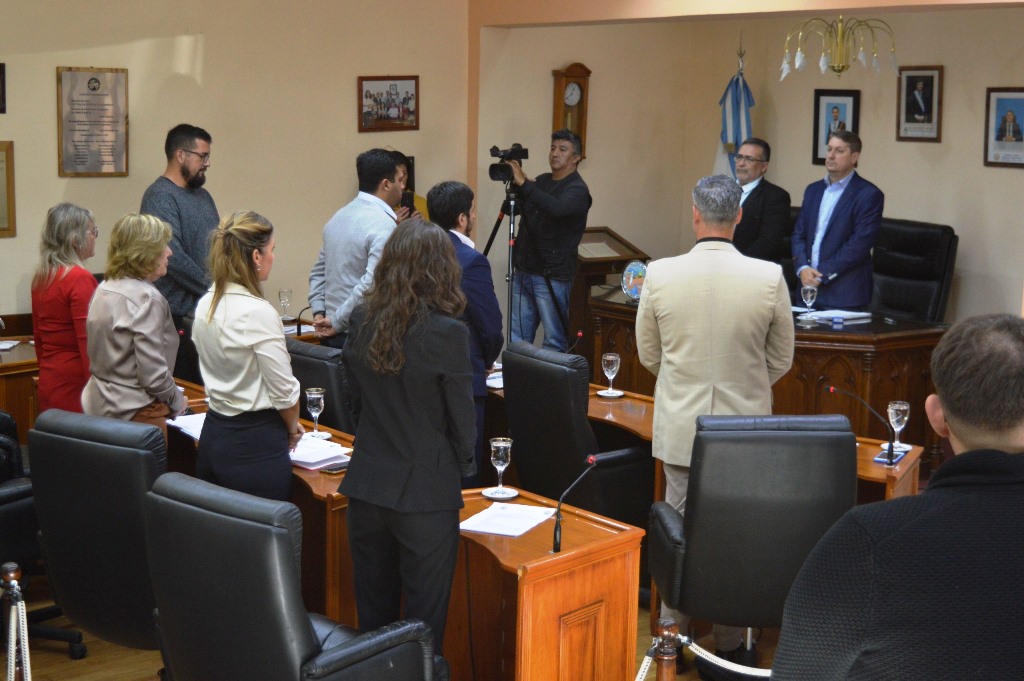 Los concejales de Rawson le rindieron profundo y sentido homenaje al papa Francisco