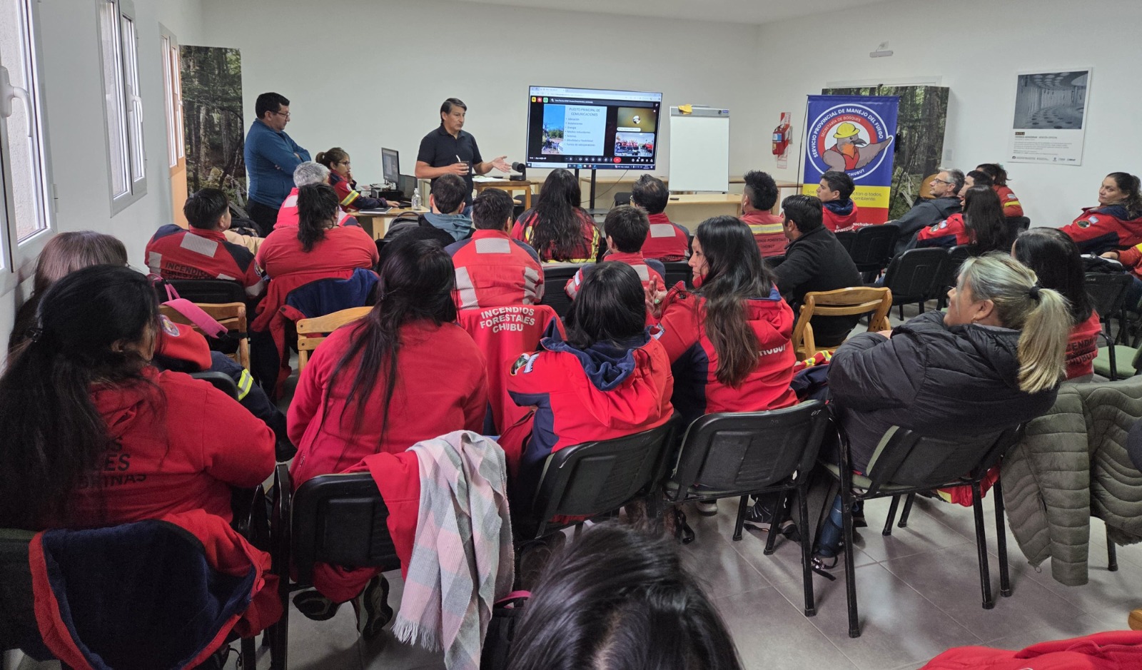 Provincia realizó en Esquel un nuevo plenario para mejorar los protocolos de acción y respuesta ante incendios forestales