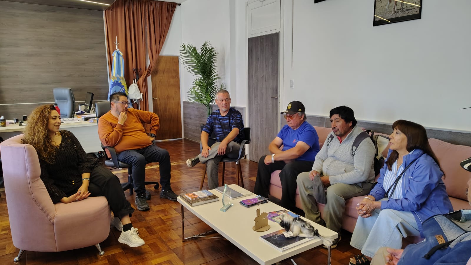 Loyola se reunió con la nueva comisión directiva del Consejo de Adultos Mayores de Camarones