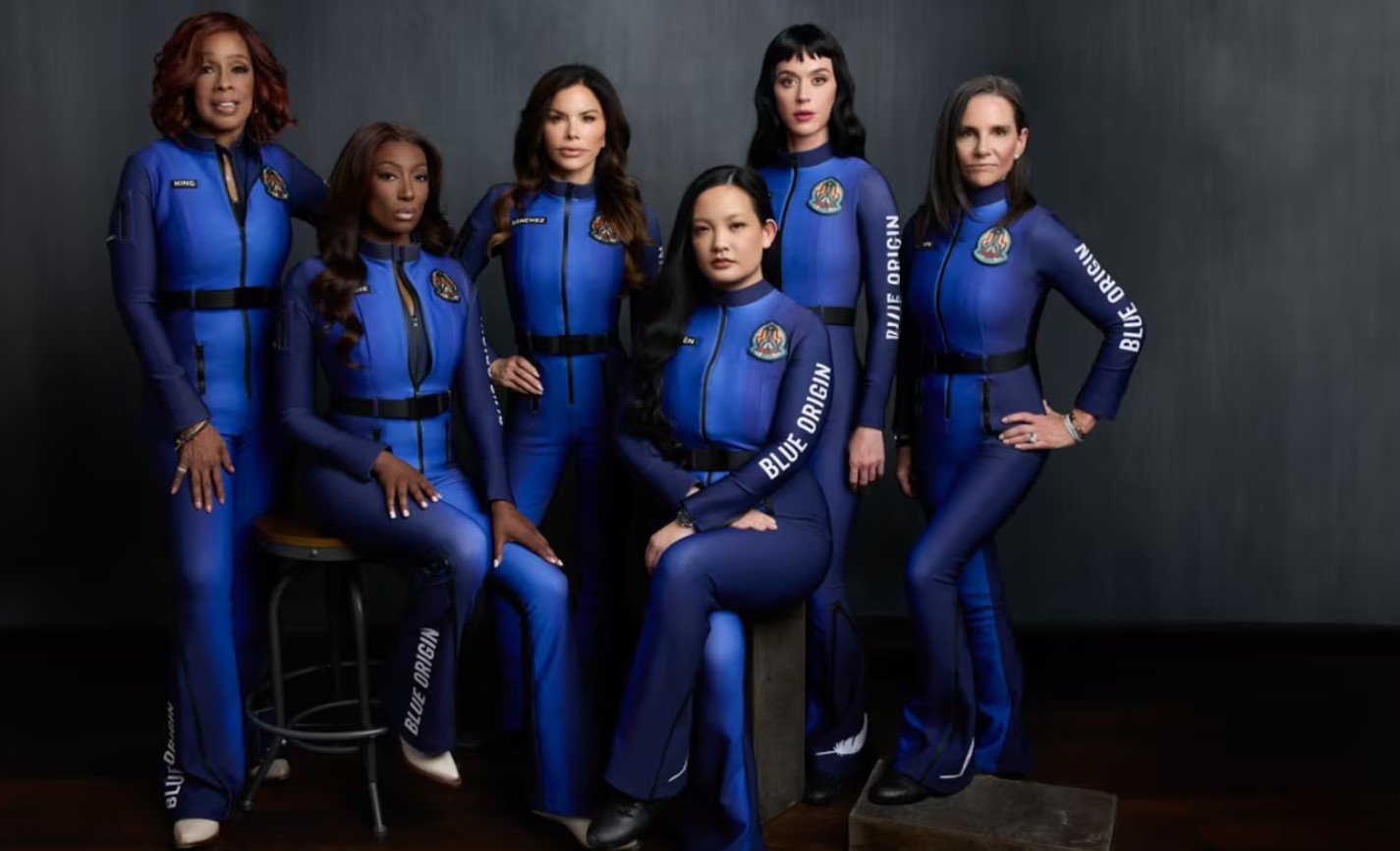 Seis mujeres volarán hoy al espacio, entre ellas Katy Perry y la prometida de Jeff Bezos