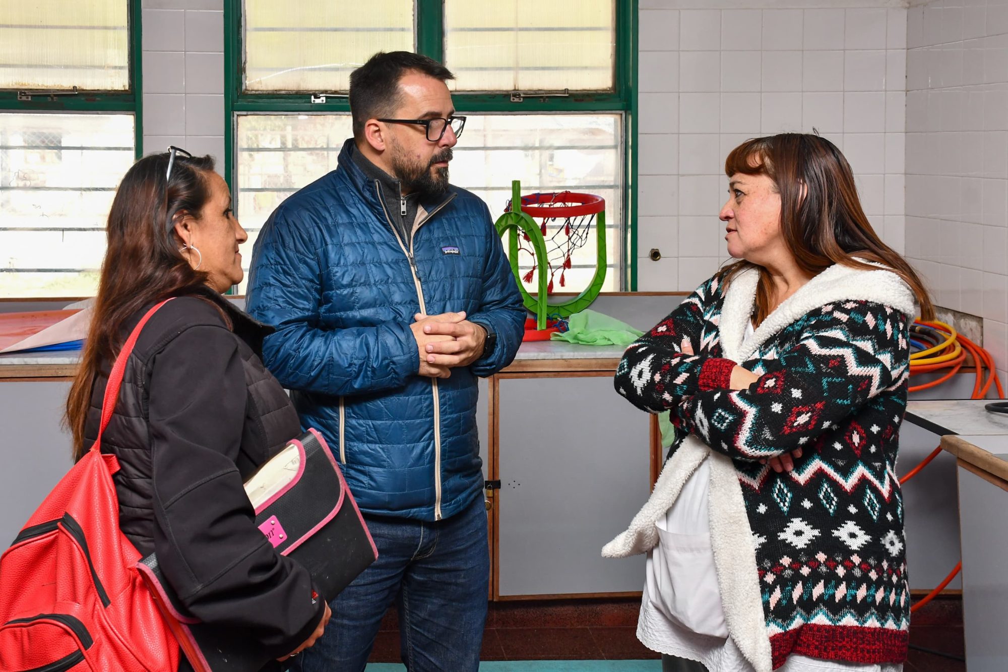 Taccetta visitó la Escuela N° 210 y reafirmó su compromiso con la educación