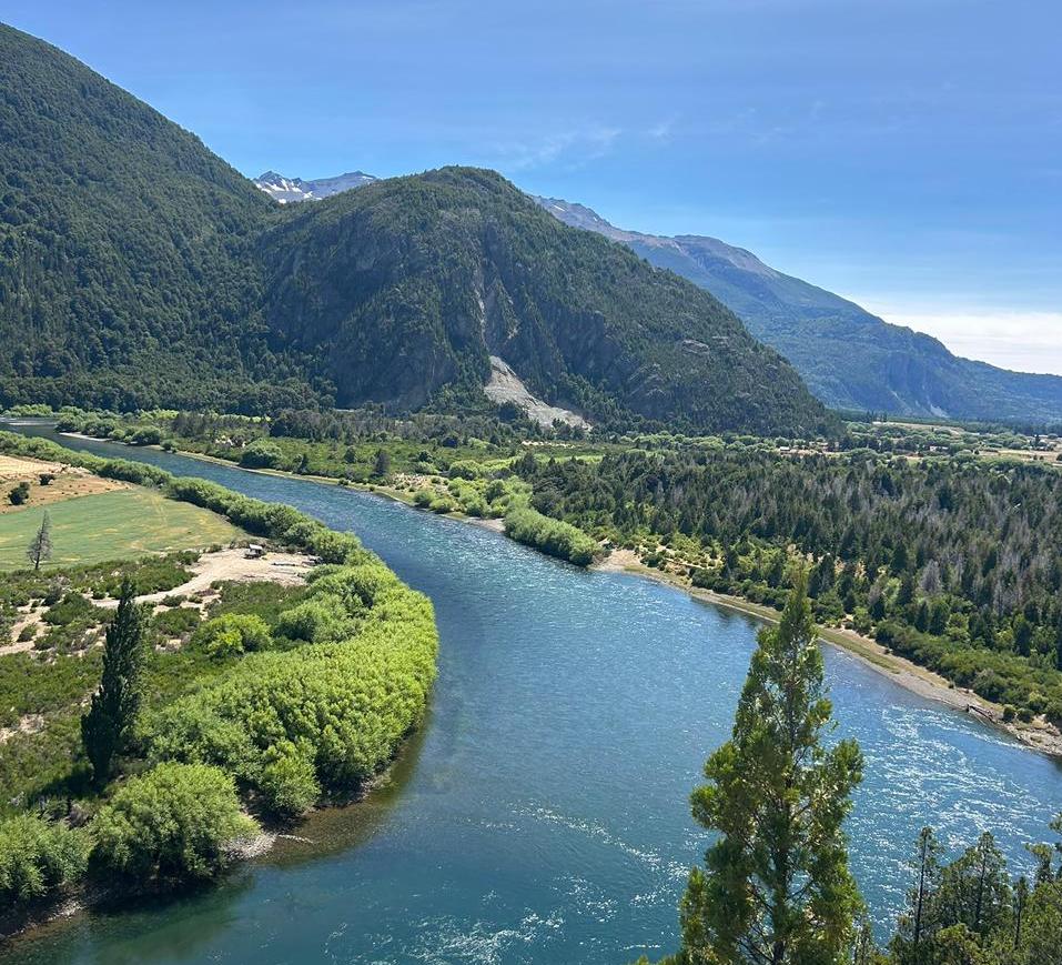Esquel y Chile fortalecen lazos para crear un corredor biológico binacional