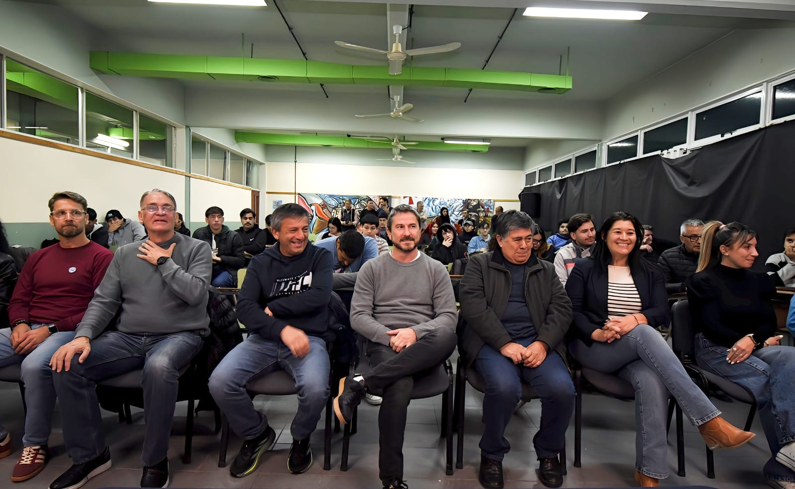 Merino y el vicepresidente de la AFA lanzaron el curso provincial de Árbitros de Fútbol