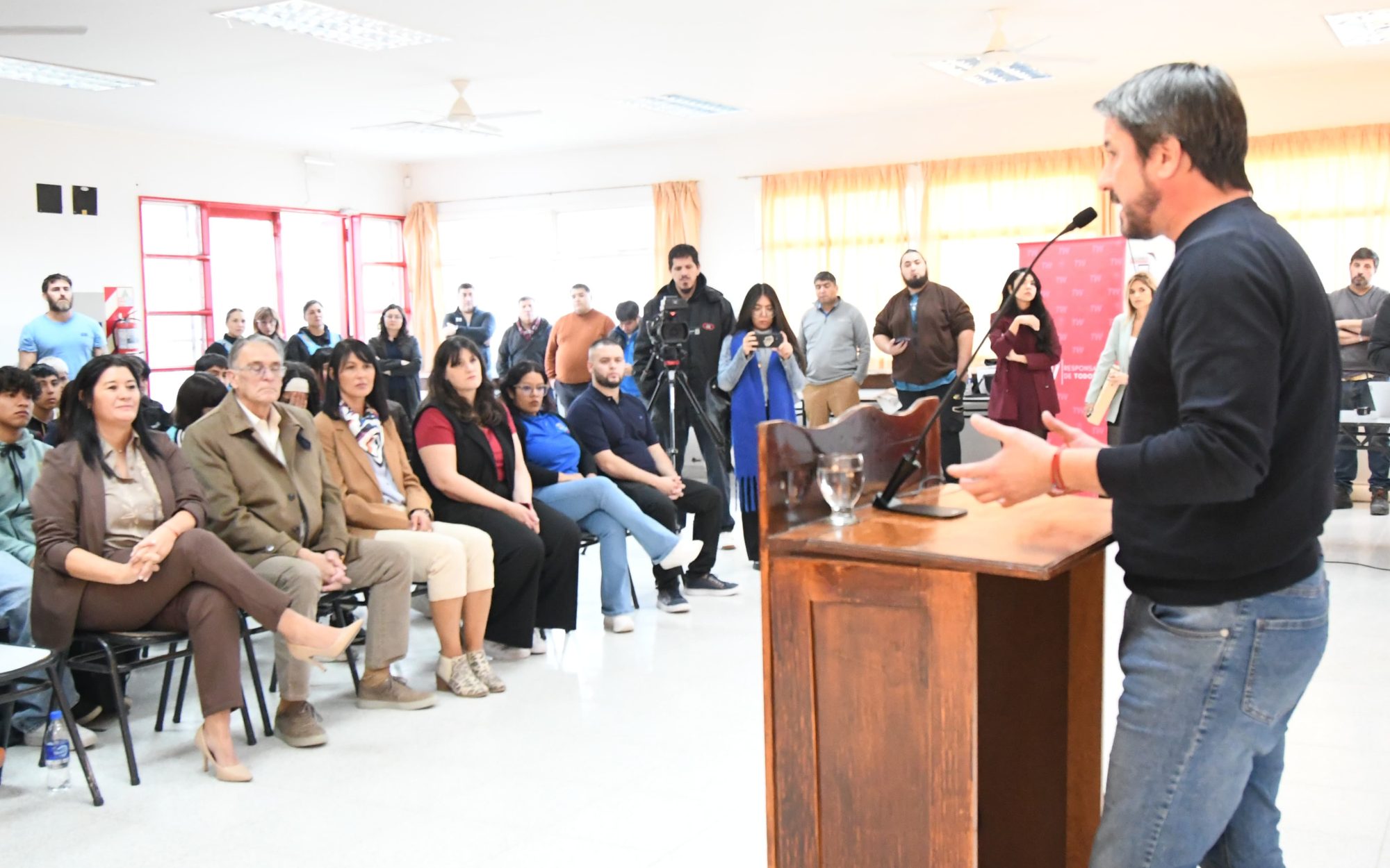 Merino: “La manera de participar en política y aprender a votar, es sumamente importante”