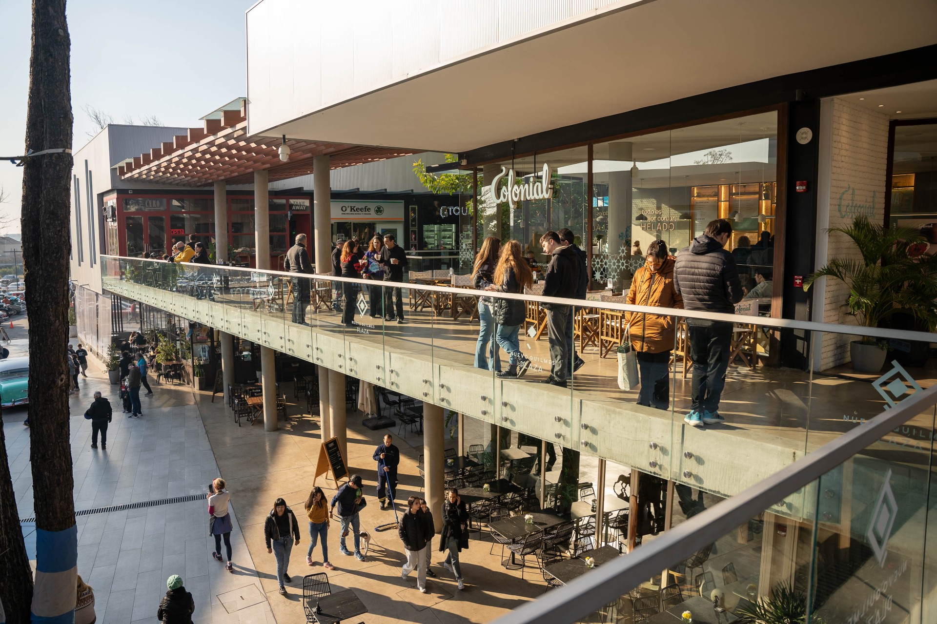 Nuevo modelo de negocio: Centros comerciales de servicios como impulsores de emprendimientos y marcas