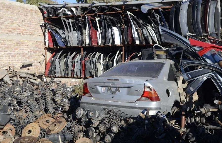 El Gobierno simplificó y digitalizó trámites para registrar un vehículo a desarmar