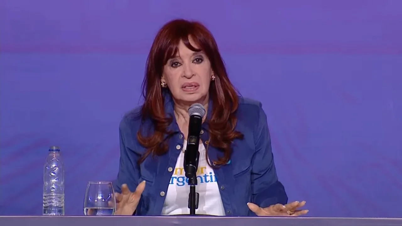 La Corte revisa la condena de Cristina Kirchner en Vialidad y podría frustrar su candidatura