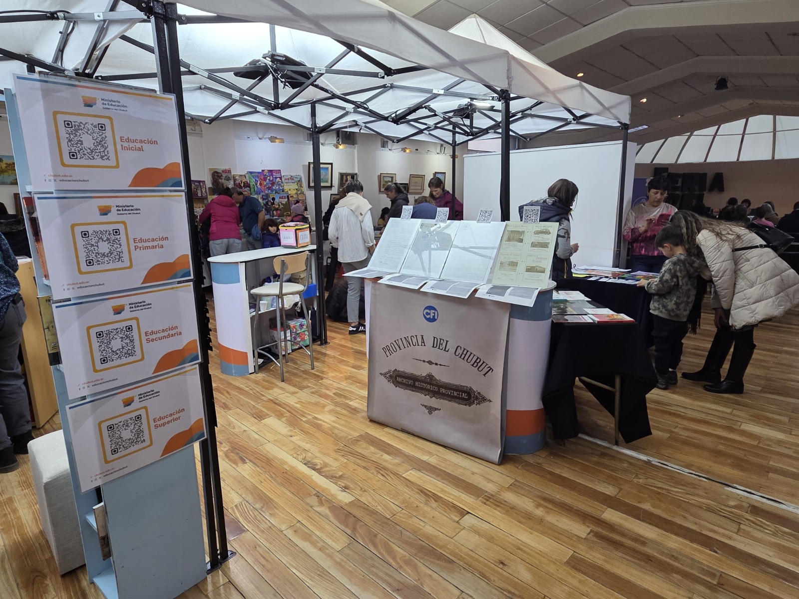 Provincia tuvo una activa participación en la Feria del Libro de Esquel