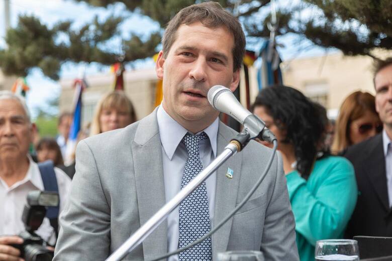 Luque: “El poder judicial es oportunista, bastó que Cristina anuncie su candidatura para emitir un fallo en tiempo récord a gusto y placer de todo el arco opositor”