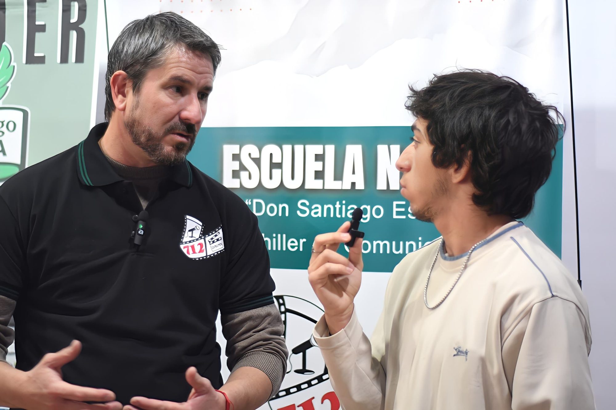 Merino compartió una jornada de comunicación con estudiantes de la Escuela Nº 712 y dijo que “estoy a disposición para acortar esa brecha entre la política y los jóvenes”