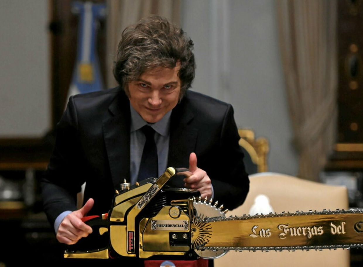 Milei y Caputo afinan la motosierra: Eliminó el 90% de los fideicomisos y tiene en la mira a otros que manejan más de $ 200.000 millones