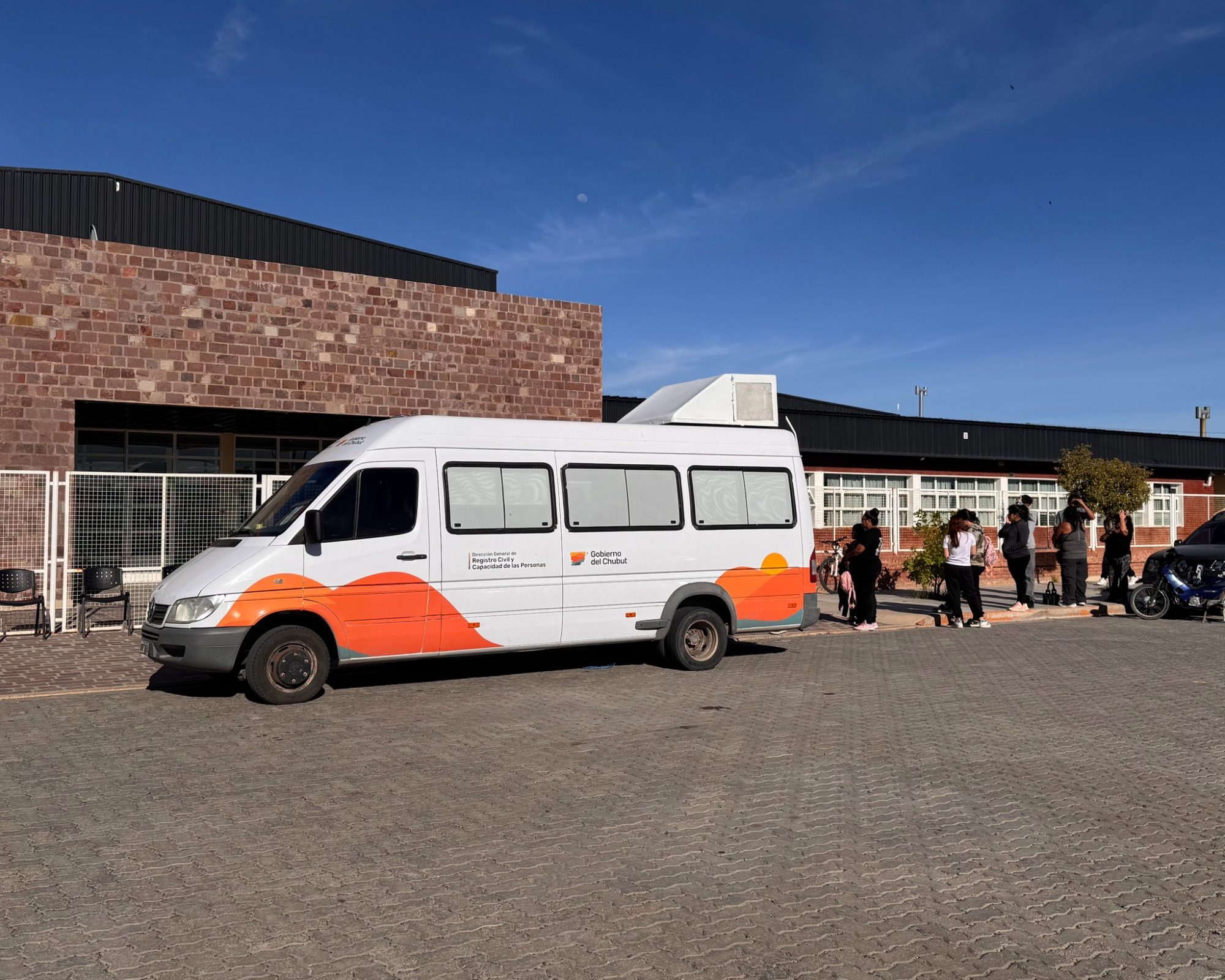 Merino lleva el programa “Muni con vos” al barrio Moreira de Trelew