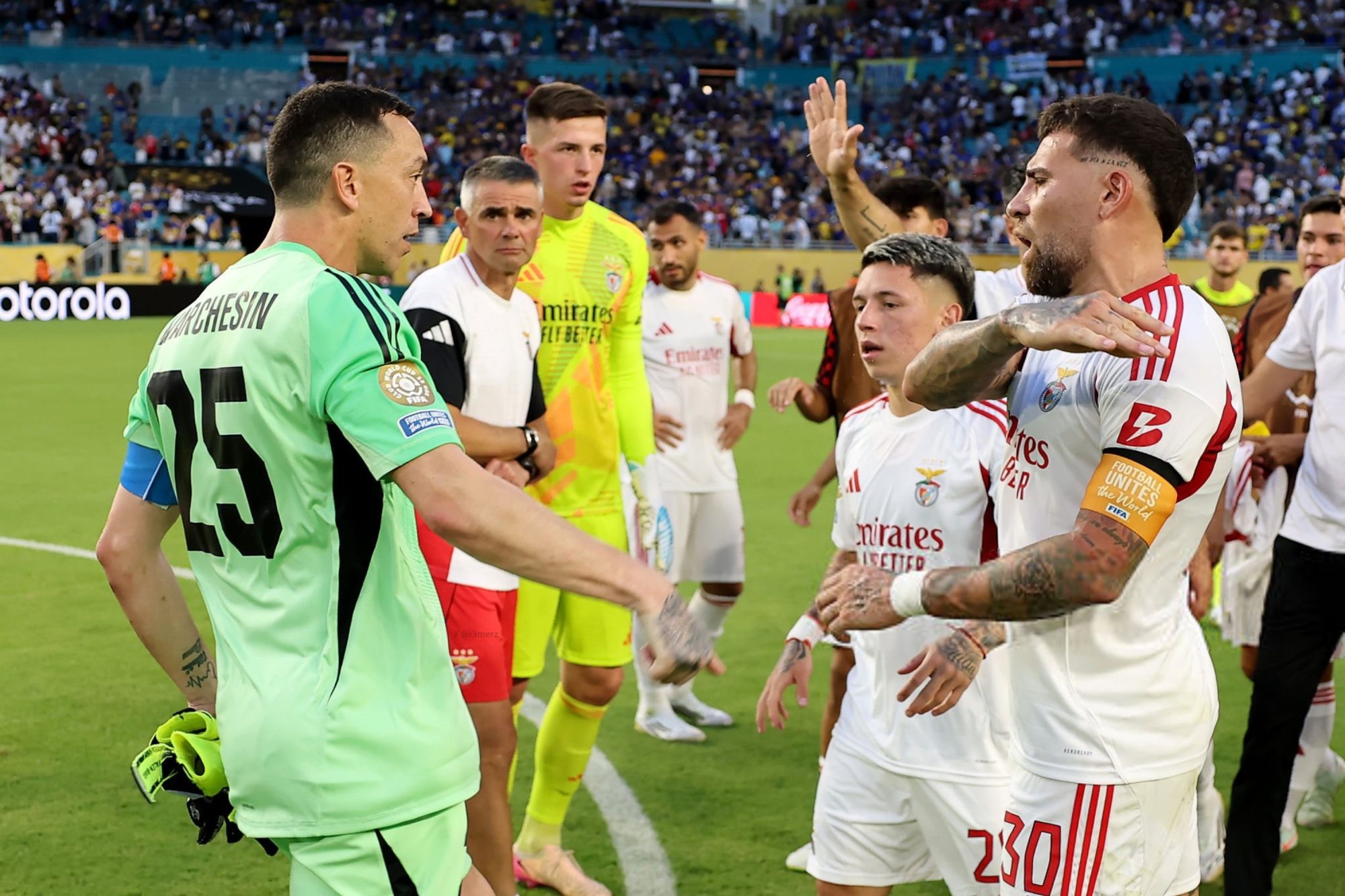 Otamendi y el picante cruce con Marchesín: “Hablás una banda ahora porque jugás en Boca, bobo”