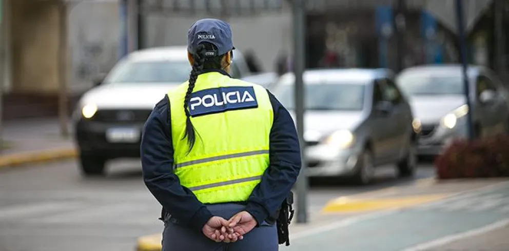 Neuquén: El Poder Ejecutivo reglamentó el uso de armas menos letales