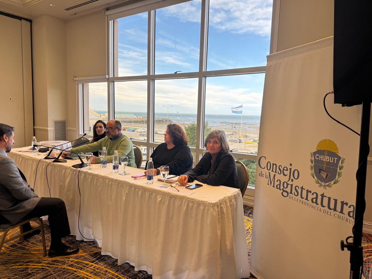 Sesión en Comodoro: nuevos camaristas, fiscales y defensores, y un caso elevado a jury