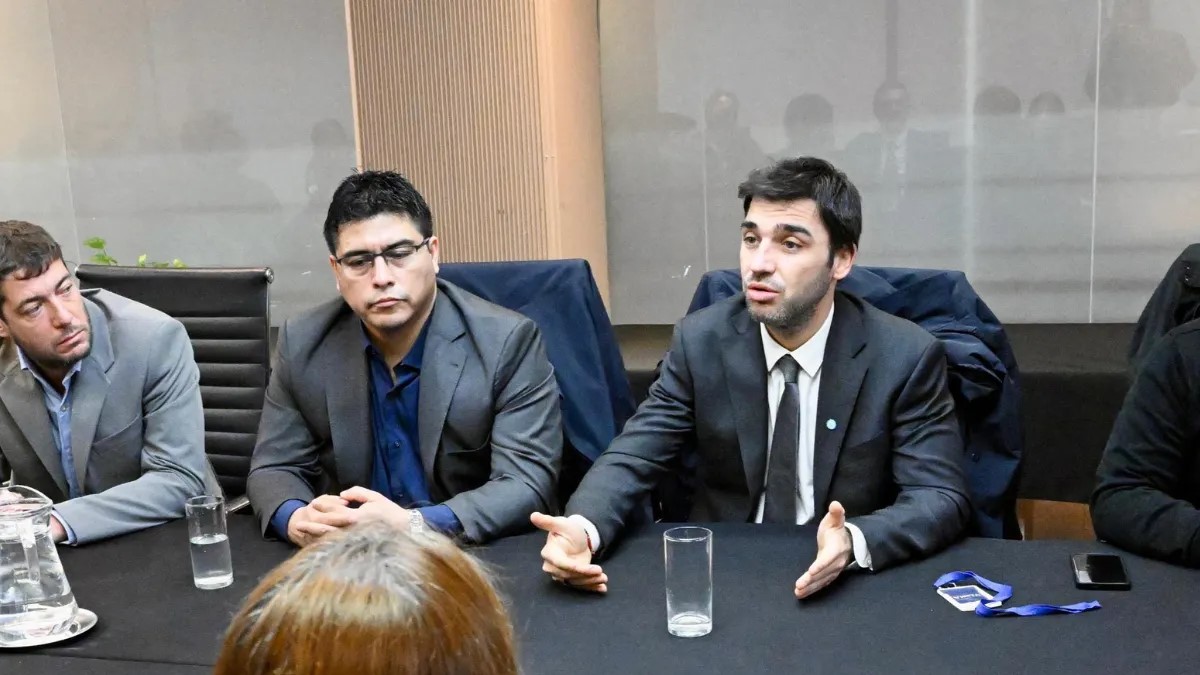 Cumbre clave por la pesca: Nación convocó para mañana a todo el sector y anunciaría medidas fiscales que posibiliten abrir la temporada