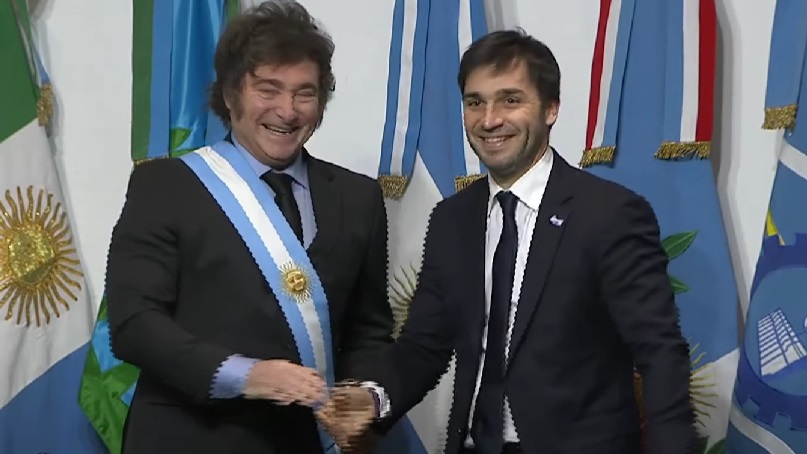 Torres: “A Milei le diría que escuche más a quienes lo han acompañado y que son críticos cuando tienen que serlo, que a los ceba mates y a los que le dicen que escuche al enviado del cielo”