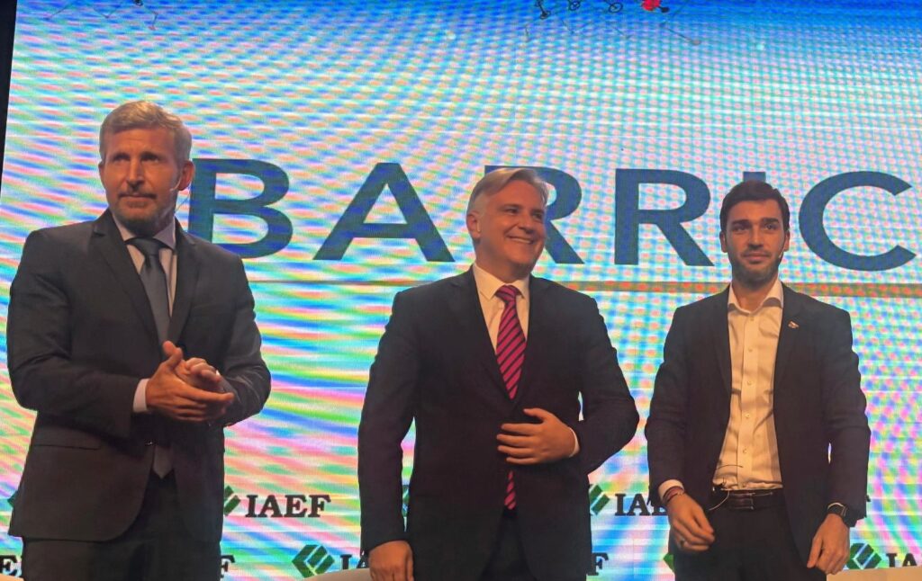 Torres y tres gobernadores desembarcan hoy en La Rosada: Reforma fiscal, obra pública y “billeteras flacas” por recortes, entre los principales reclamos