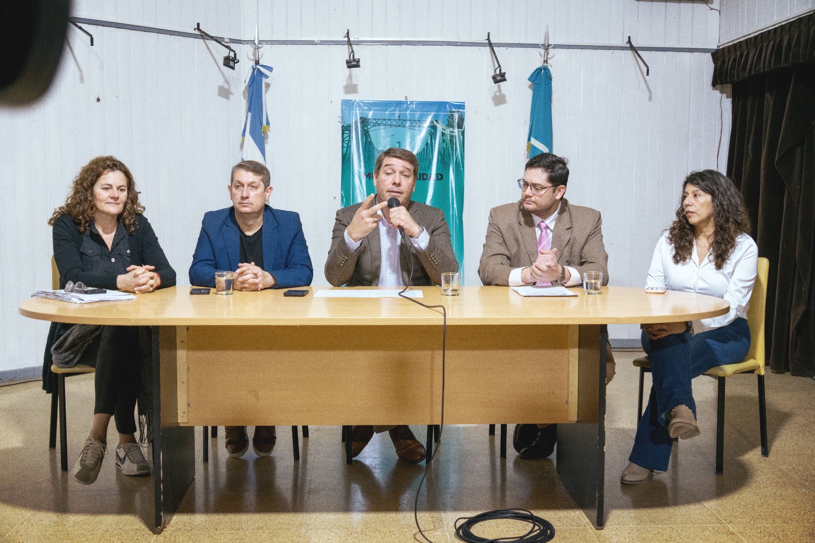 Rawson presentó el llamado a licitación para la obra de red de gas en áreas 12, 13 y el barrio Gregorio Mayo