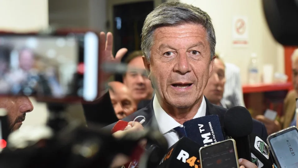 Gustavo Menna: “La decisión de si se quitan o no los fueros, será de todos los chubutenses”