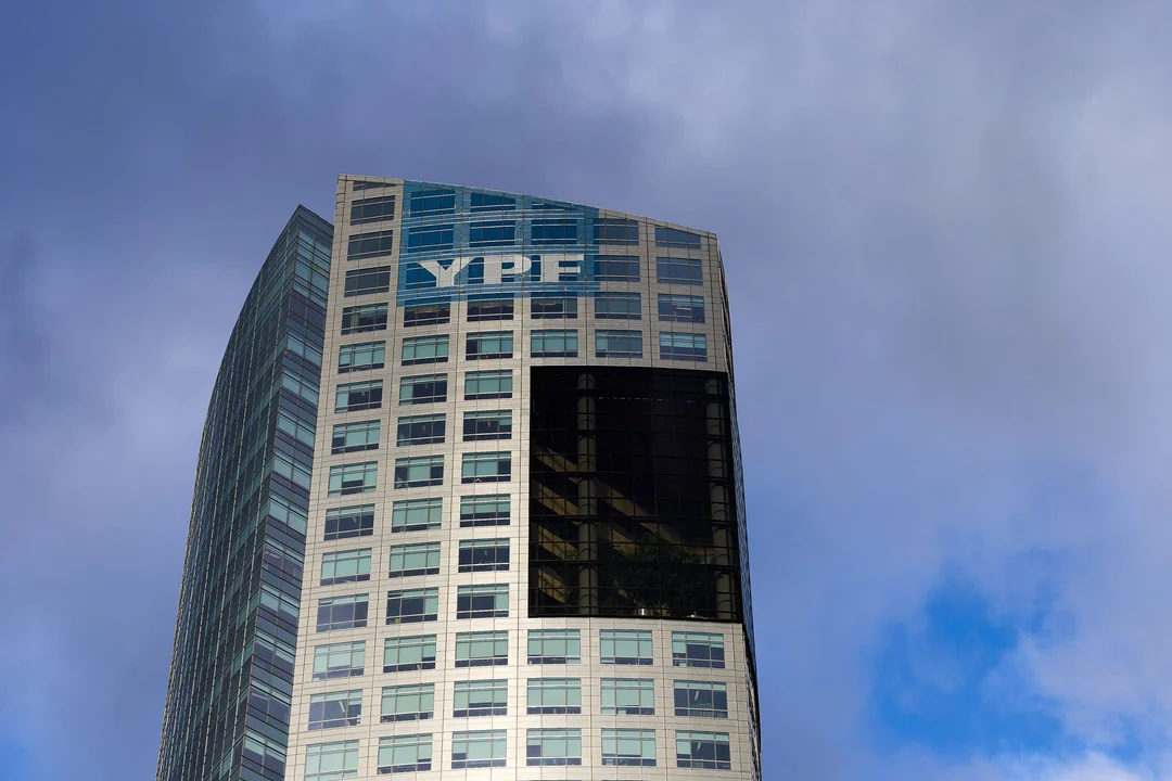 Beneficiarios del fallo por YPF anunciaron que “no quieren las acciones”
