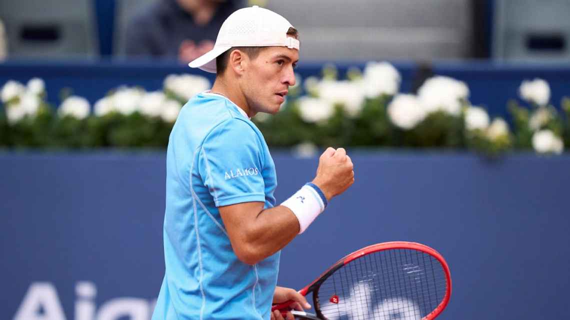 Báez se metió en los cuartos de final del ATP 250 de Bastad y cortó una racha negativa de tres meses sin victorias