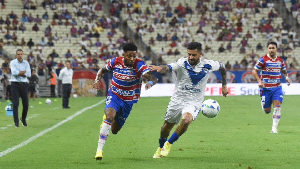 Copa Libertadores: Vélez igualó 0 a 0 con Fortaleza por la ida de los octavos de final