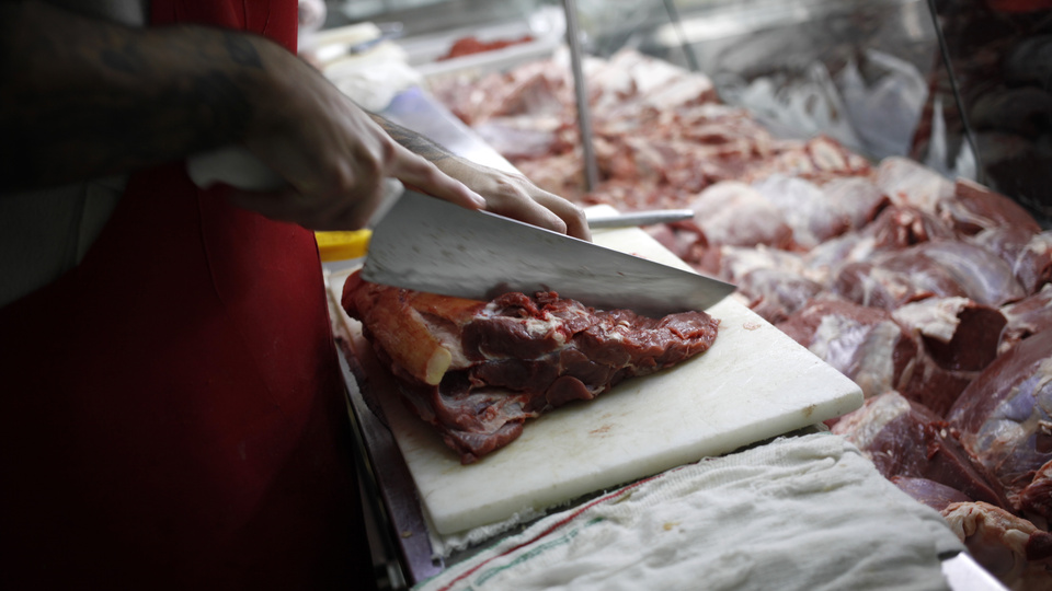 Desde el Gobierno aseguran que aumentó el consumo de carne