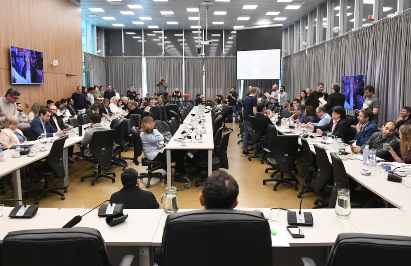 Caso Libra: La comisión investigadora insistirá con la interpelación de Javier Milei y busca sentar al presidente en el banquillo antes de fin de año