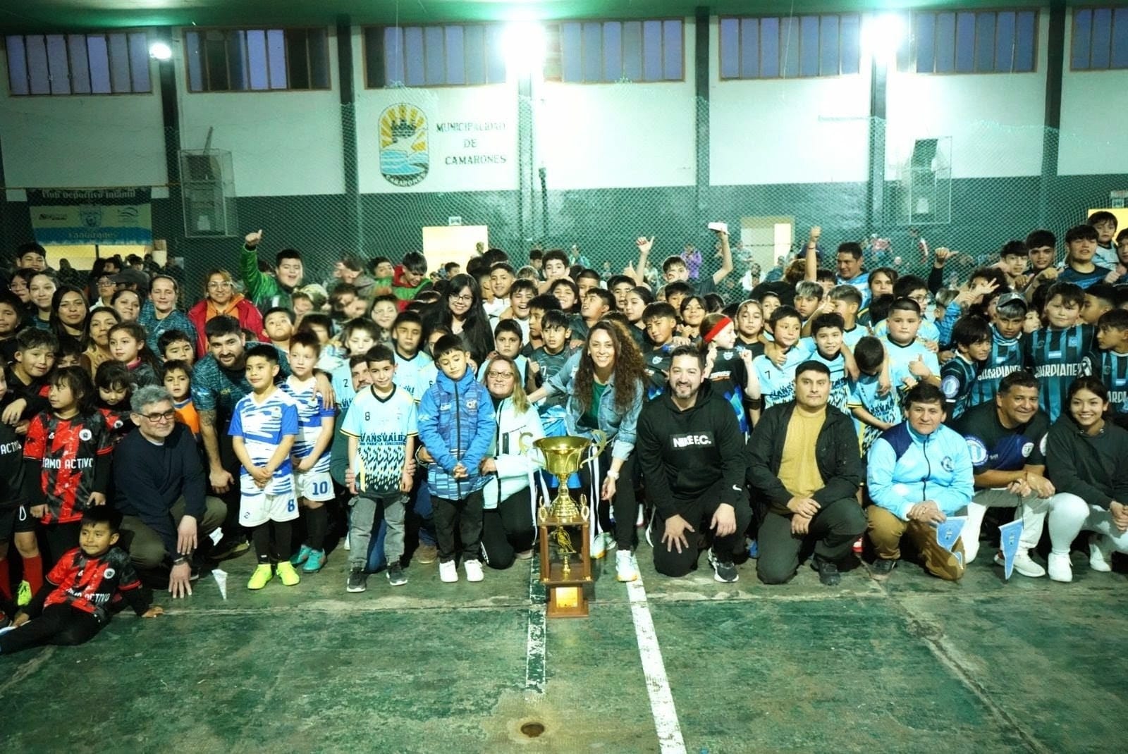 Claudia Loyola dio inicio a la 1° Copa Challenger Infantil en el Mes de las Infancias en Camarones