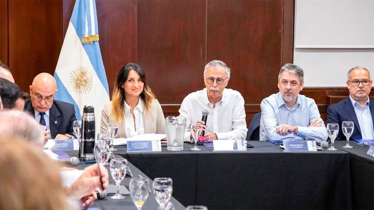 En medio del escándalo por el fentanilo contaminado, el Gobierno de Milei desplazó a una directora de la ANMAT