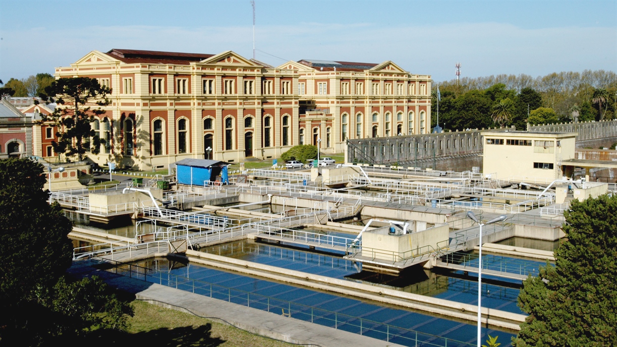 Privatización de AySA: Disponen que un banco público tase las acciones para concretar la venta en 8 meses