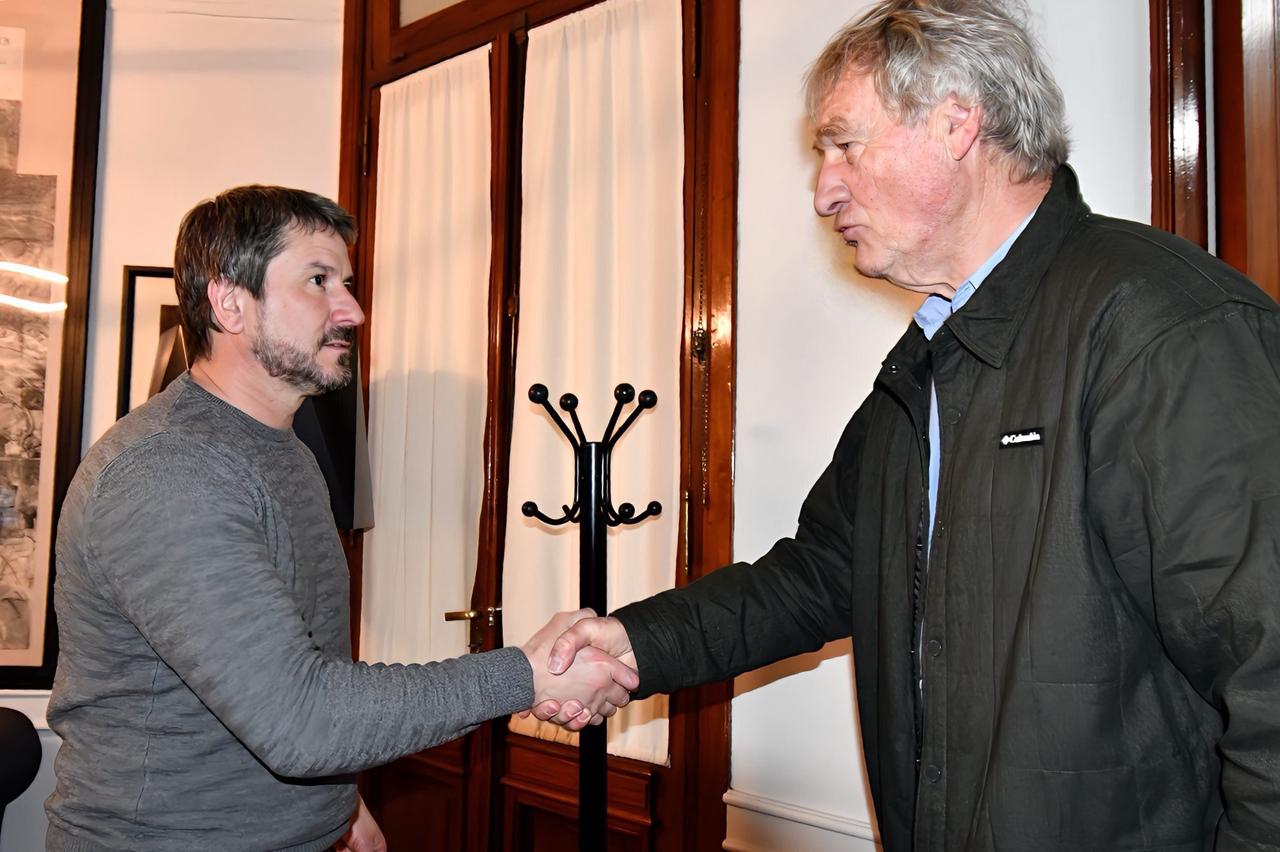 Merino dialogó con el empresario Willy Pats para potenciar a Trelew como destino, ampliar las posibilidades de desarrollo y generar empleo local