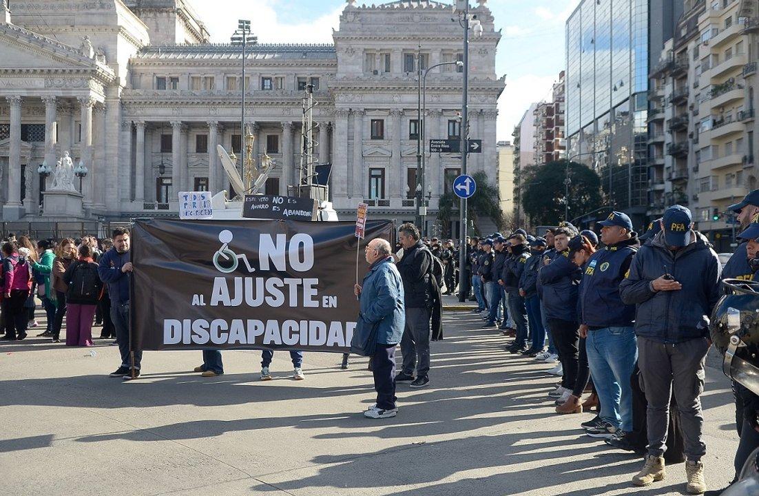 El Gobierno refuerza ANDIS desde octubre, pero la ley de emergencia sigue atada al Presupuesto