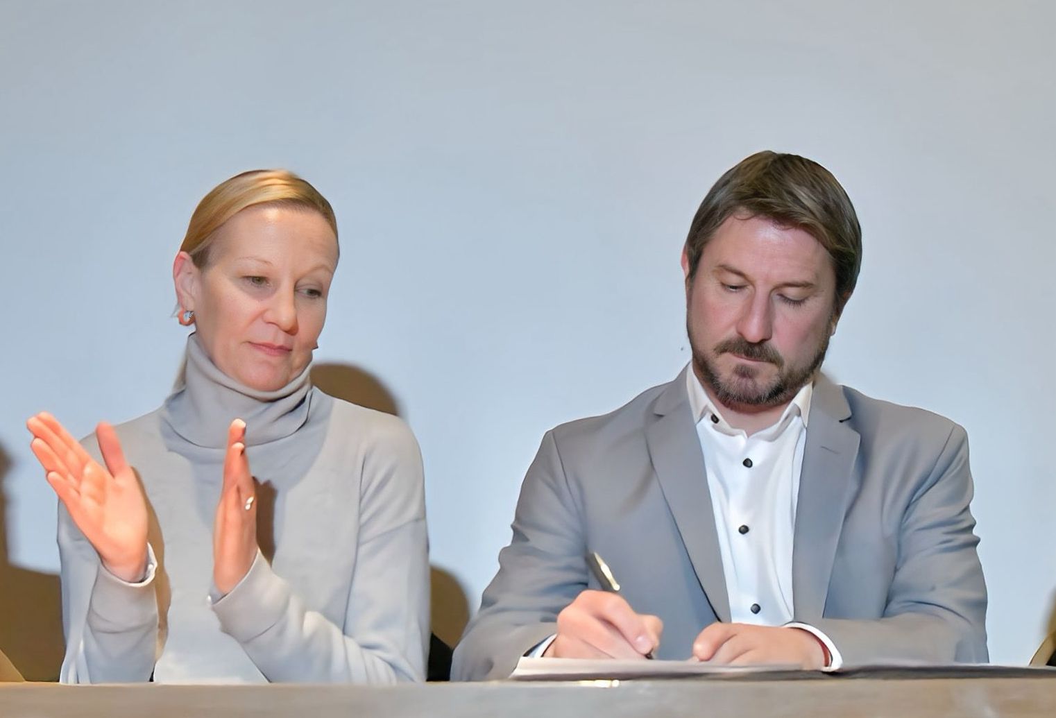 Trelew adhirió al acuerdo global contra el VIH: “La salud es prioridad”, afirmó Merino